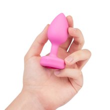 Charger l'image dans la galerie, B-Vibe's Vibrating Heart Jewel Plug S/M in Rose