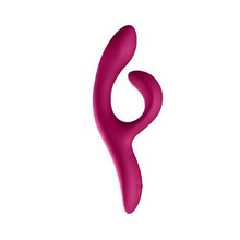 Charger l'image dans la galerie, vue de profil du vibrateur à double stimulation (rabbit) Nova 2 magenta de We-Vibe sur fond blanc