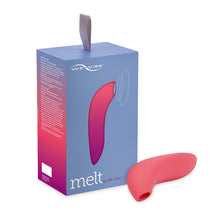 Load image into Gallery viewer, Stimulateur à succion Melt par We-Vibe de couleur corail avec son emballage sur fond blanc