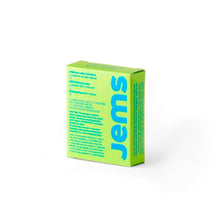 Load image into Gallery viewer, Boîte de trois préservatifs de la marque Jems sur fond blanc
