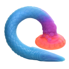 Charger l&#39;image dans la galerie, Creature Cocks&#39;s glow in the dark Makara giant dildo
